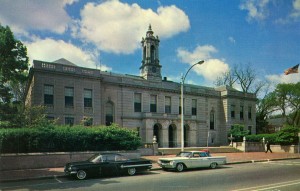 Arlington Town Hall Plastichrome postcar