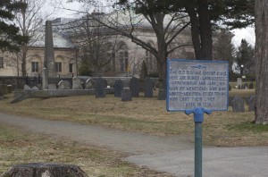 The Old Burying Ground in Arlington, MA. Photo courtesy of Wikimedia user Tim Pierce.