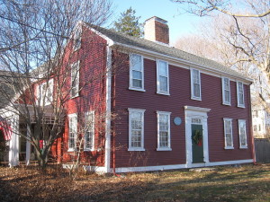 The Fowle-Reed-Wyman house located on Old Mystic Street. Photo courtesy of Wikimedia user Daderot.